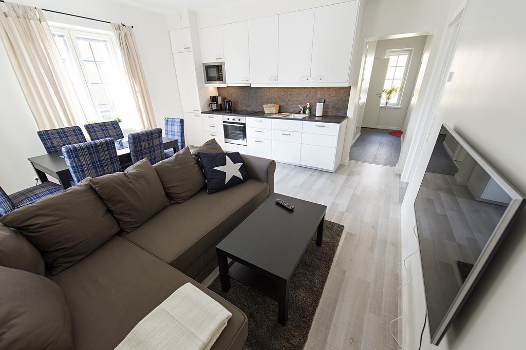 Townhouse Apartments Mariehamn Buitenkant foto
